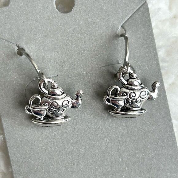 3/$15 Silver Dainty Teapot and Teacup Dangle Earrings - Picture 1 of 3